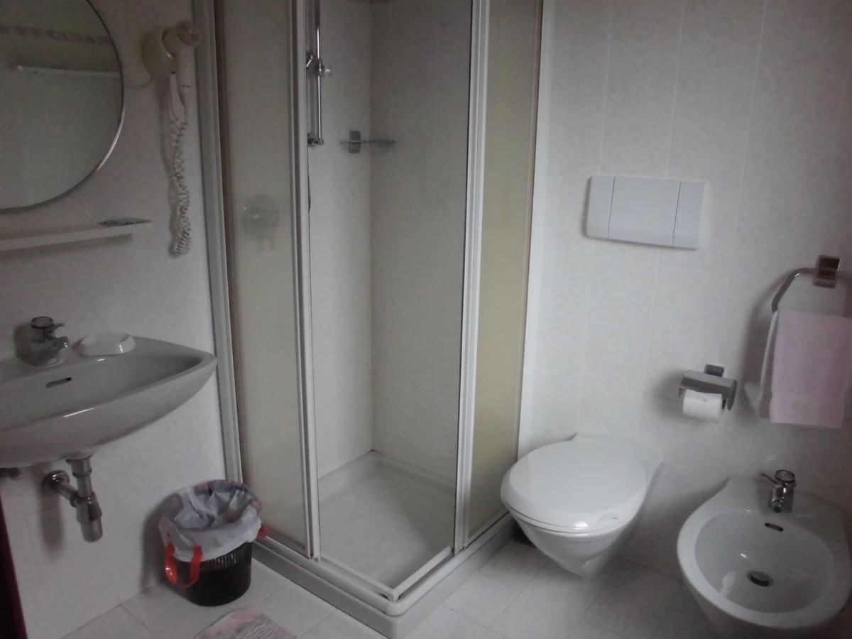 Menardi Sisto B&B กอร์ตินาดัมเปซโซ ภายนอก รูปภาพ